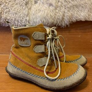 Sorel Moccasin Booties